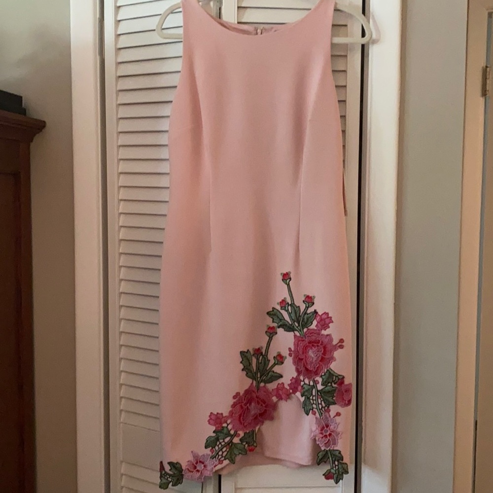 Never worn excellent condition